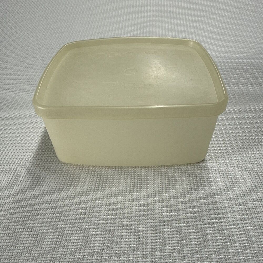 Vintage 1955 Tupperware Millionaire Line 312-36 With Lid 310-12